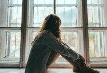 SEZONSKA RAZPOLOŽENJSKA MOTNJA – Odpravite sezonsko depresijo s pomočjo prehranskih dodatkov